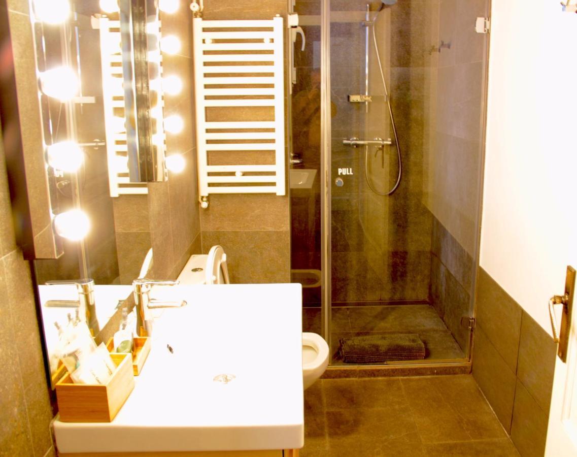 ברצלונה Mr. Serrano Apartments מראה חיצוני תמונה